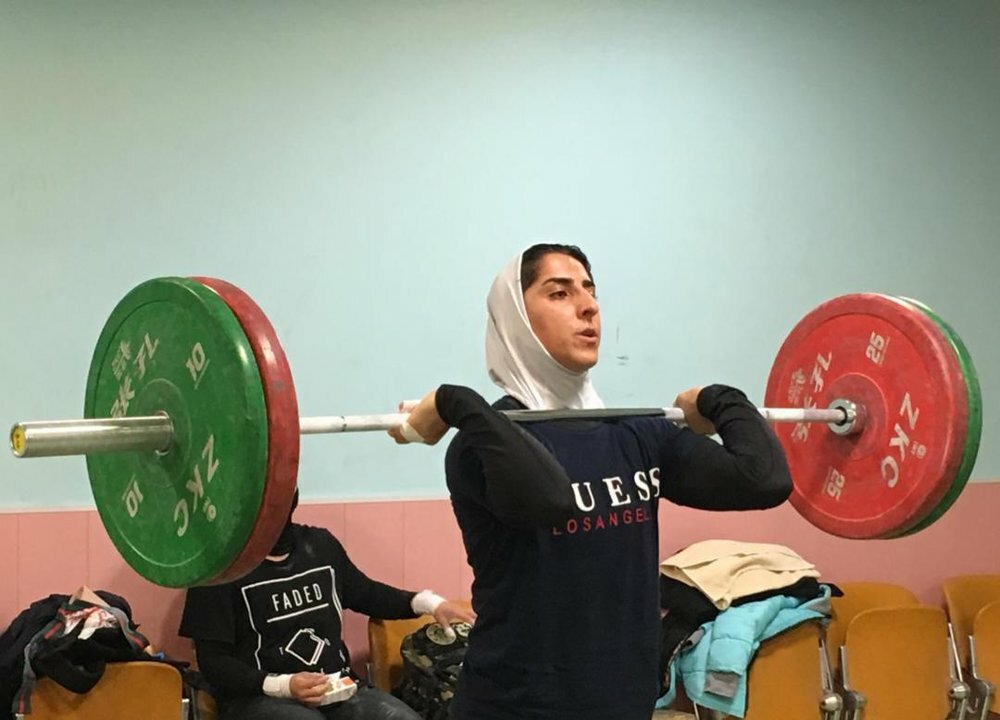 وزنه برداری قهرمانی آسیا | الهام حسینی در جایگاه ششم قرار گرفت