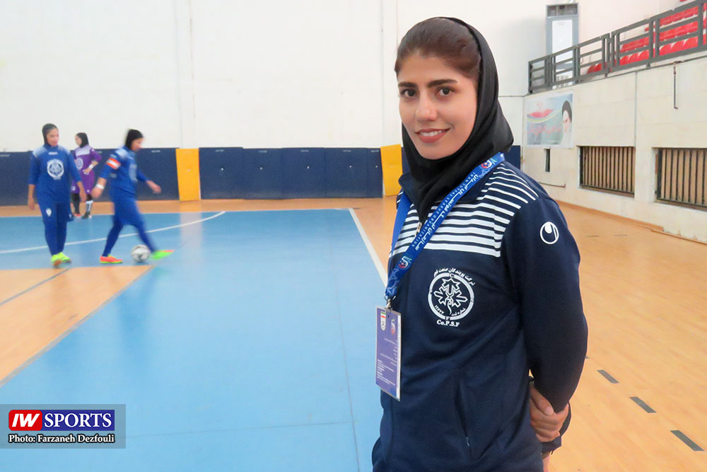 سرمربی تیم پویندگان فجر شیراز پس از پیروزی بر شهروند : خستگی راه کارمان را سخت کرد