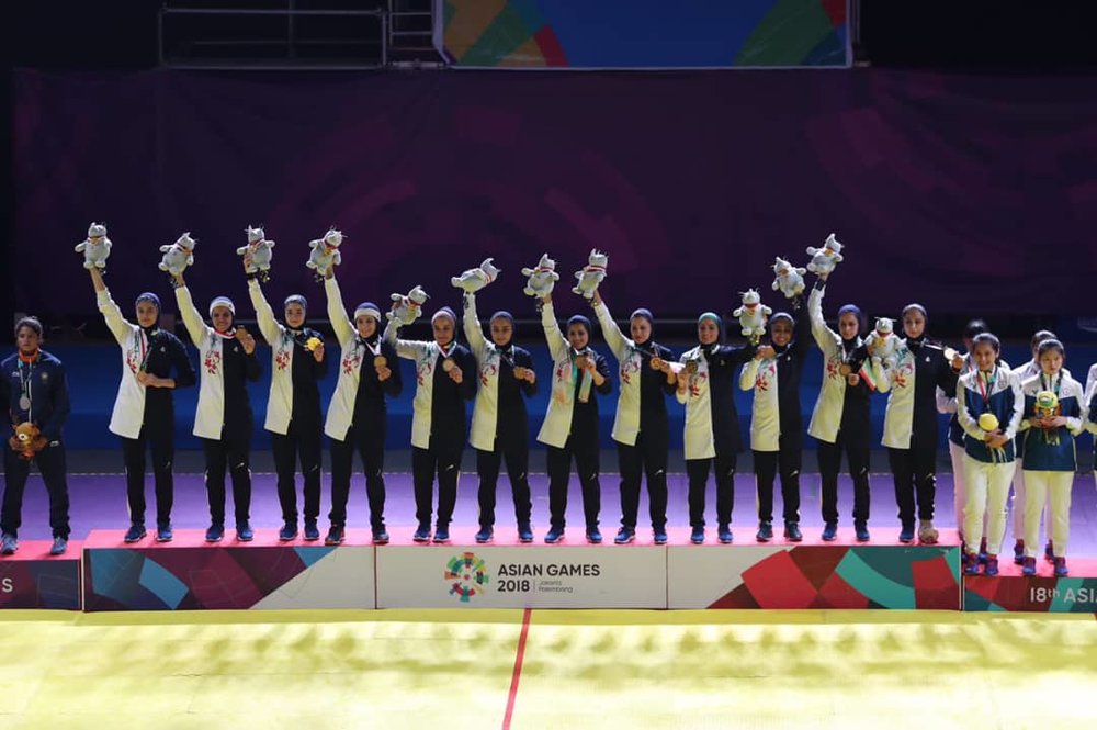 کریمی: در جاکارتا طلا گرفتیم اما در لیگ رایگان بازی میکنیم