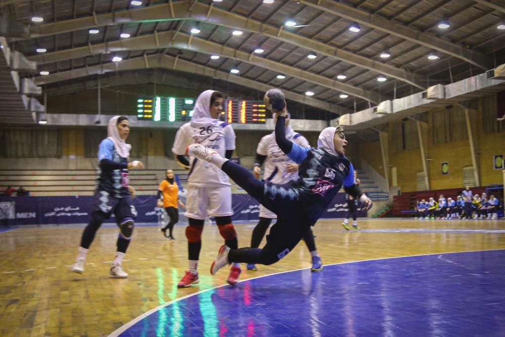 شهید شاملی کازرون فصل جدید را با برد آغاز کرد