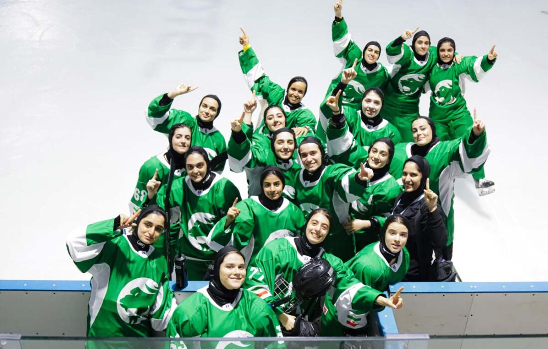 برتری پرگل دختران هاکی روی یخ برابر هند